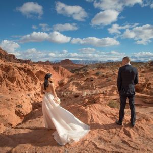 Boda en el Valle de Fuego con Limusina